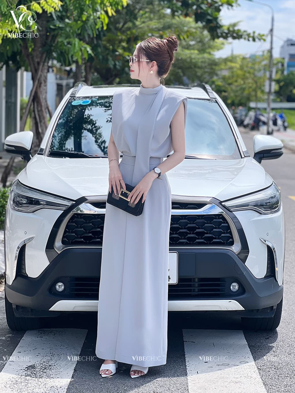 Set Áo Sát Nách Cổ Trụ và Quần Giả Váy Cao Cấp
